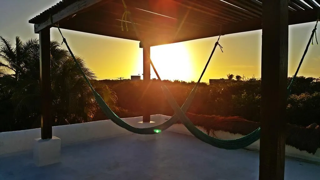 أكومال Hotel Que Onda