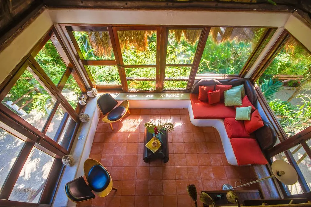 أكومال Hotel Que Onda