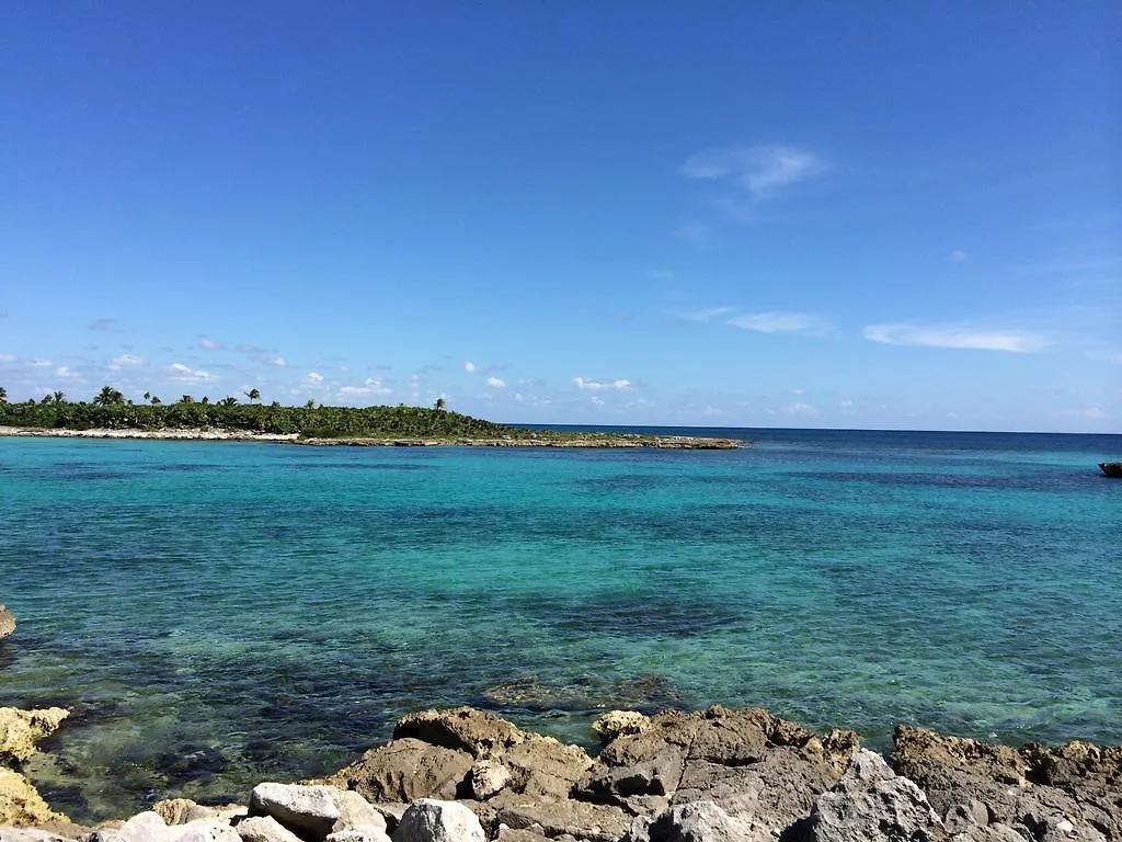 Hotel Que Onda Akumal 3*,  México